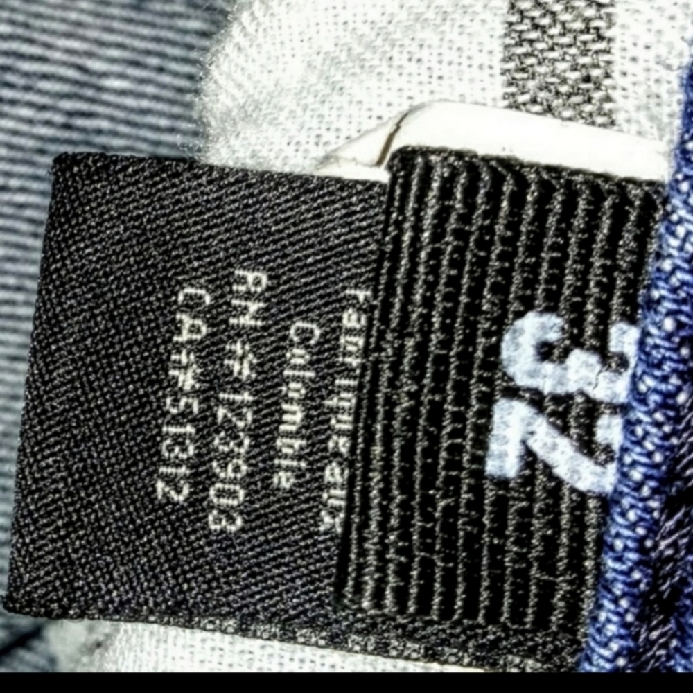 William Rast Jeans Size 32 Crop Raw Hem Flap Pocket Stretch Denim EUC - Picture 10 of 11